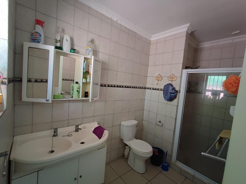 Property to Rent - Photo 7