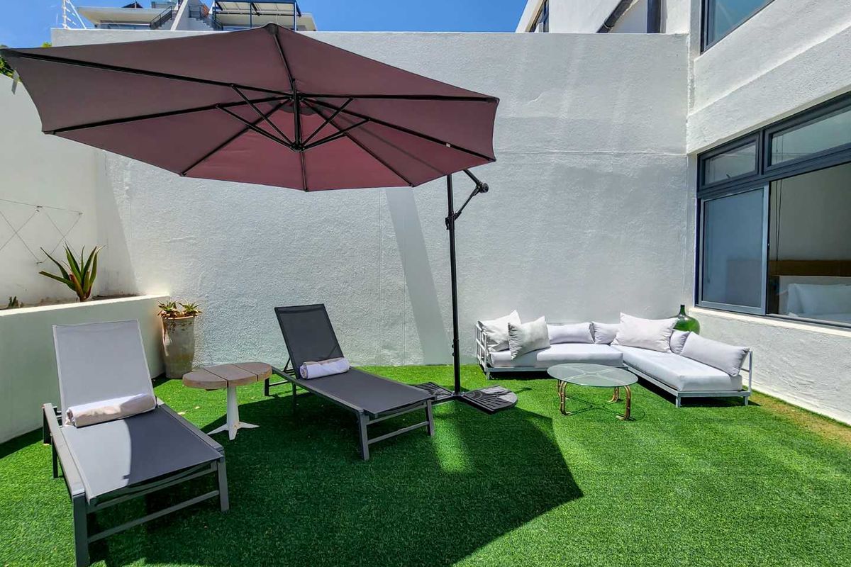 Turnkey apartment with extra large terrace and Ocean views - Airbnb friendly - Photo 2