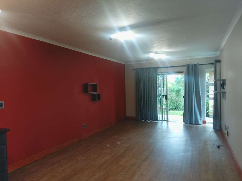 Discover Your Dream Home: Elegant 2-Bed Corner Unit Awaits! - Photo 7