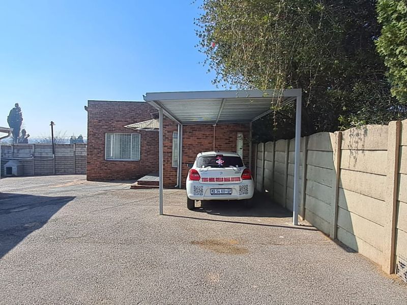 COZY & SECURE GARDEN COTTAGE TO RENT IN ELANDSPARK - Photo 3