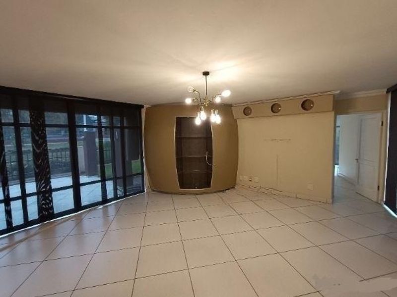 VALLEY VIEW ESTATE -  4 BEDROOM HOUSE WITH A GYM & STUDY - Photo 6
