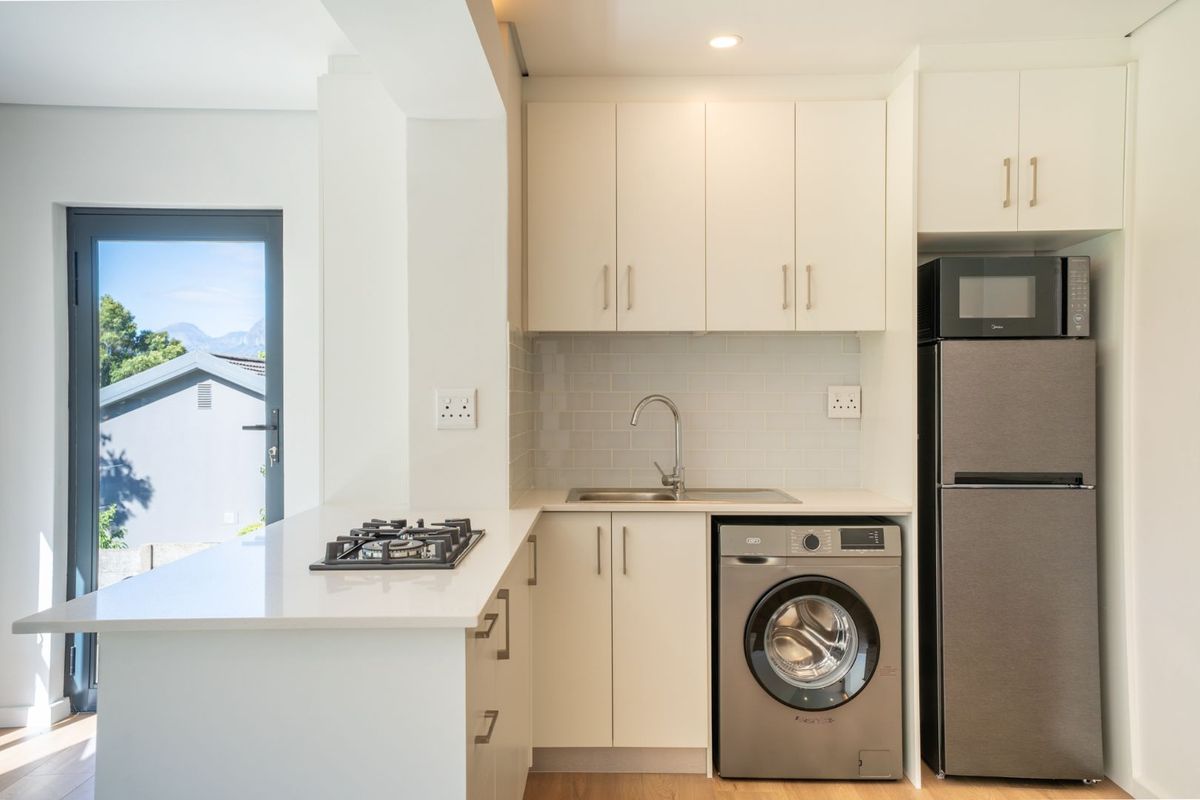 1 bedroom garden flatlet oasis - Photo 2