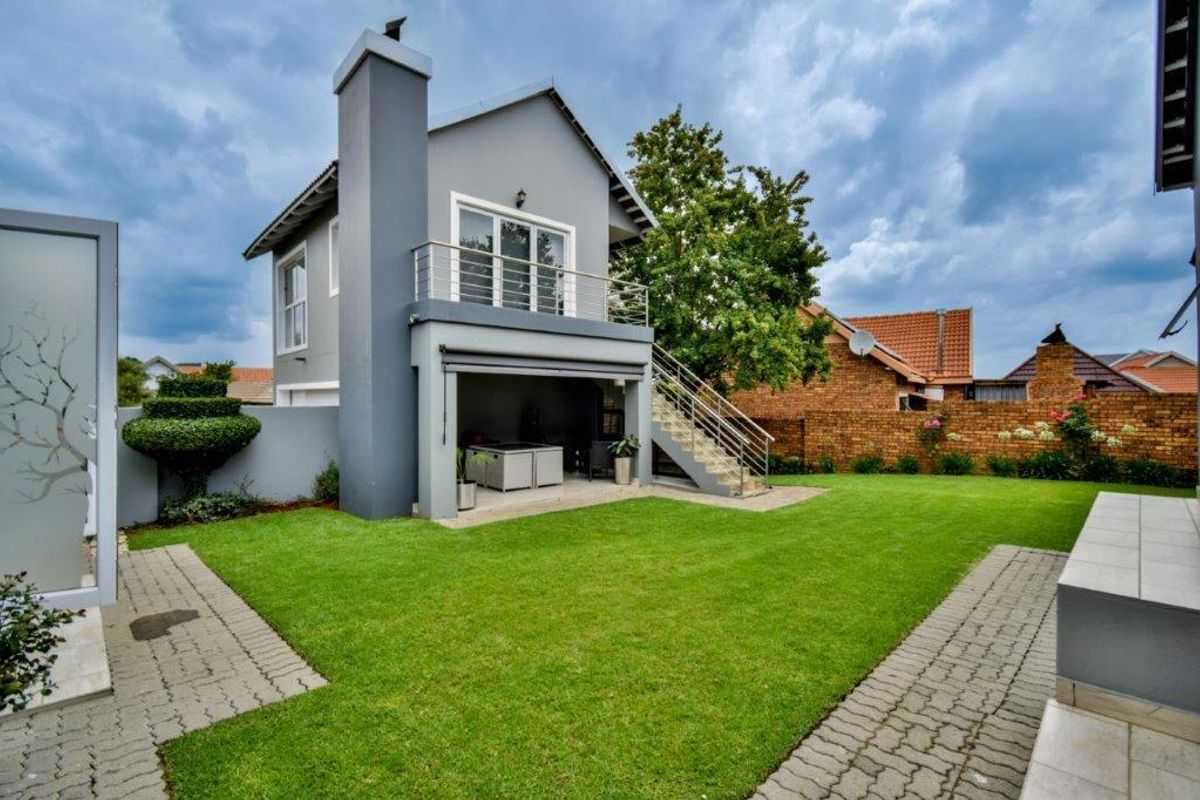SECURE ESTATE LIVING - Photo 5