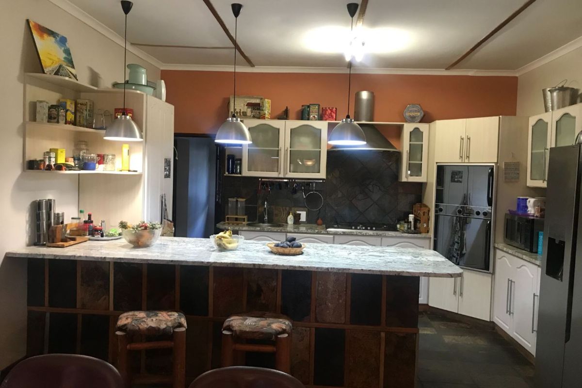 Welcome Home to your own piece of Paradise - Photo 5