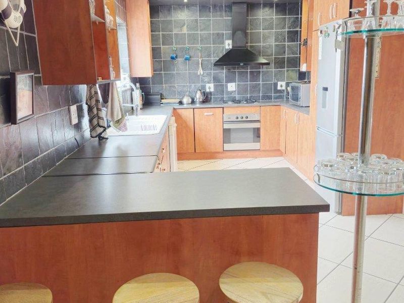 Swakopmund- For Sale-N$4 000 000 - Photo 10
