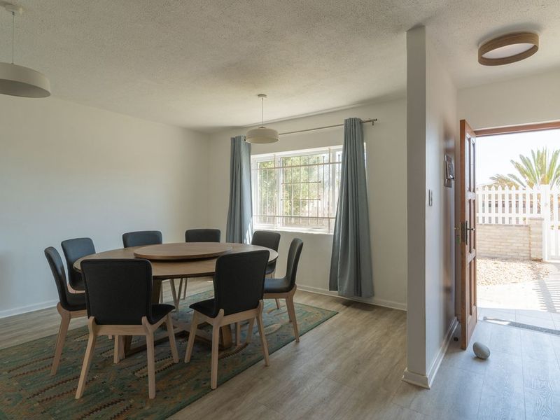 Space and Location Are Key With this Property - Photo 5