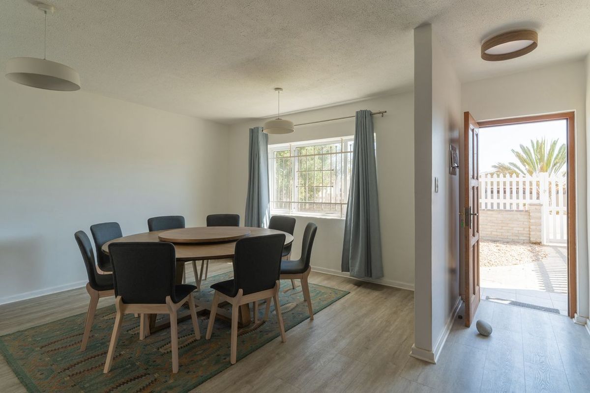 Space and Location Are Key With this Property - Photo 5