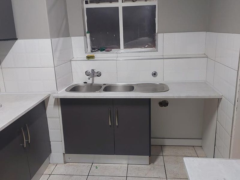 Your dream 4 bedroom apartment is now for sale in Sunnyside - Photo 7