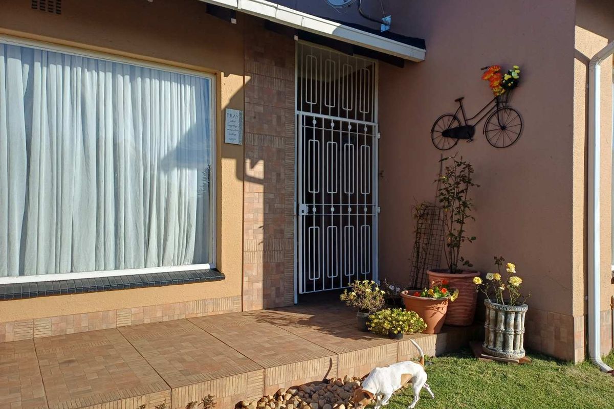 Exceptional neat well maintained Property - Photo 5