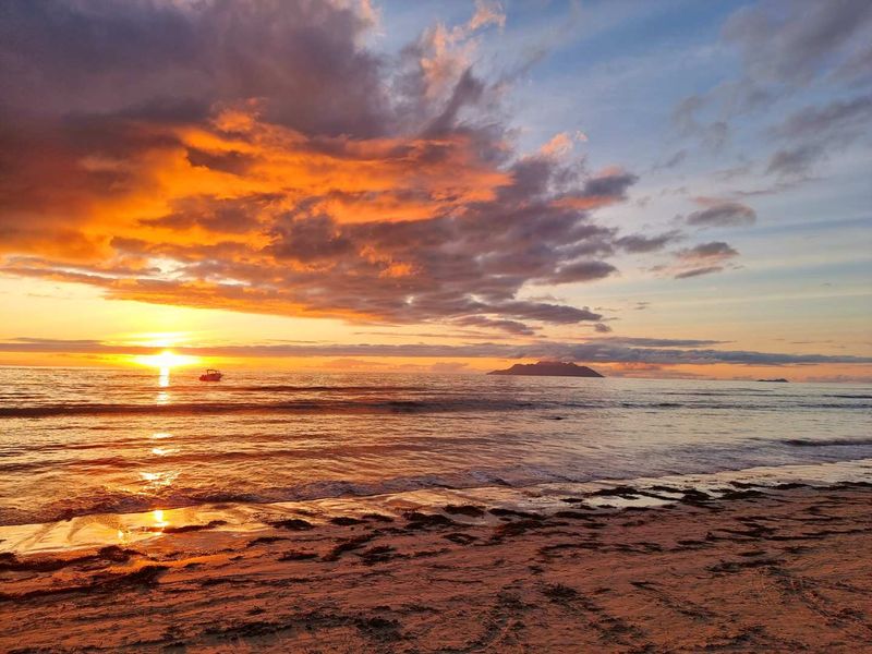 Re-development opportunity Beau Vallon - Photo 2