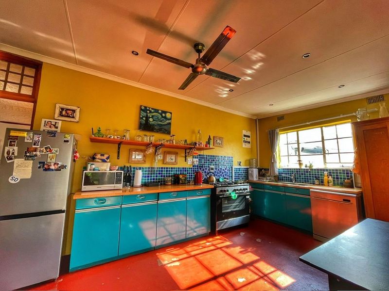 STUNNING RENOVATED HOME IN NORWOOD - Photo 7