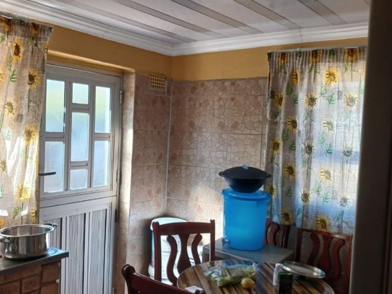 Rental Property Alert! - Photo 4