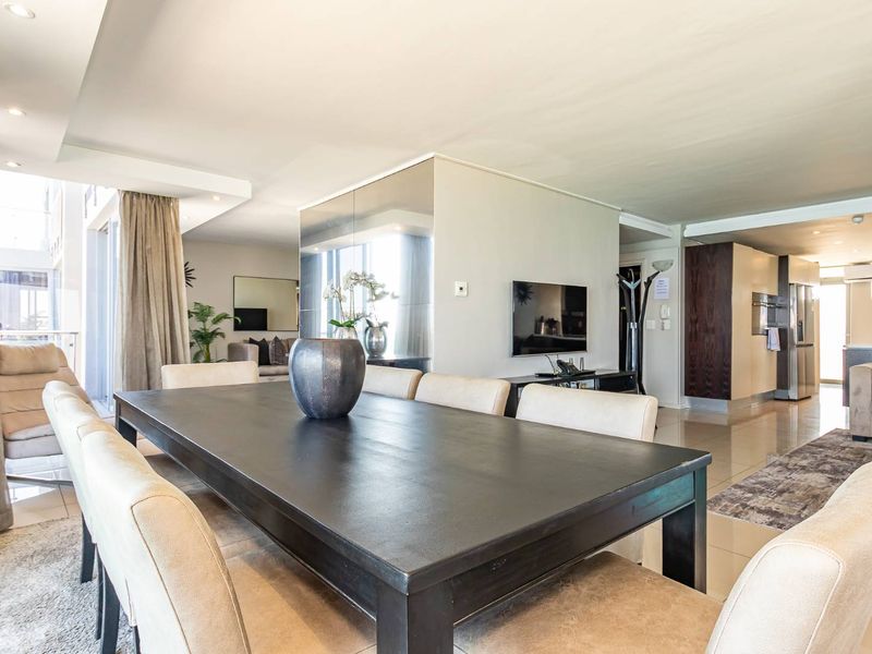 A rare opportunity to own one of Blouberg’s most exclusive penthouses. - Photo 10