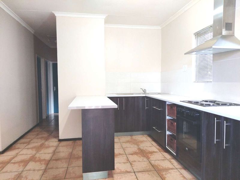 3 Bedrooms house for sale in Hlanganani - Photo 3