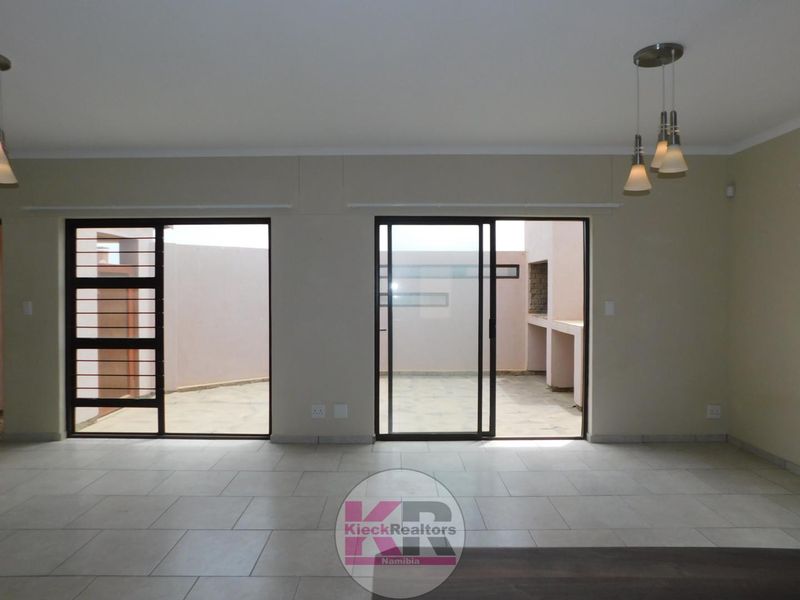 Well maintained family home - Photo 5