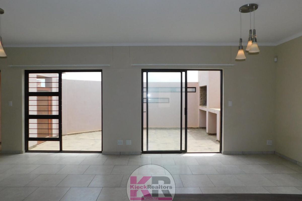 Well maintained family home - Photo 5