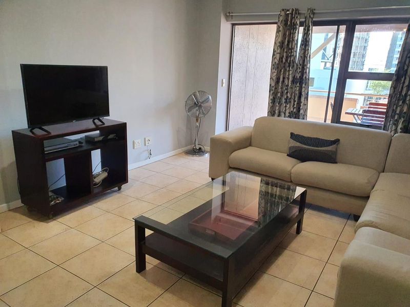 A CHARMING TWO BEDROOM FURNISHED APARTMENT - Photo 2