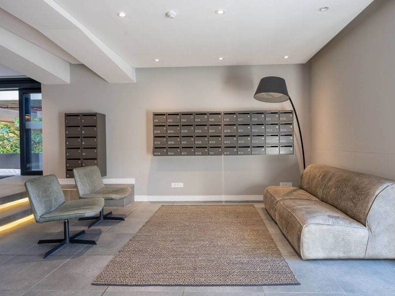 Furnished 1 Bedroom Apartment Available 1 June - Photo 6