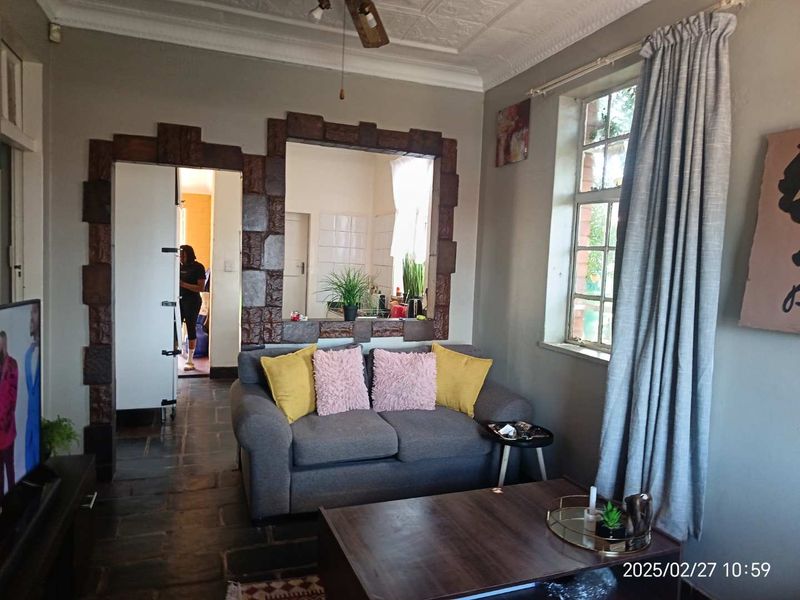 3 Bedroom House For Sale right behind UJ! (ready for students or family) - Photo 3
