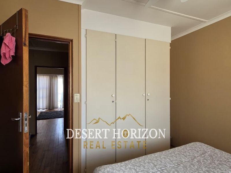 Long Beach | Townhouse for Sale – Perfect Lock-Up-and-Go Investment - Photo 7