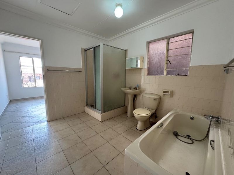 Property For Sale in Sale in Zwartkop, Centurion - Photo 7