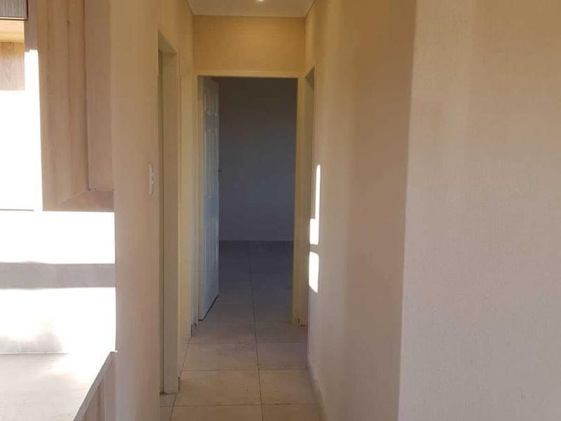 NEW DEVELOPMENT, ALL COSTS INCLUDED, FULL TITLE STANDS. NO DEPOSITS / 100% BONDS (dependent on client profile) - Photo 9