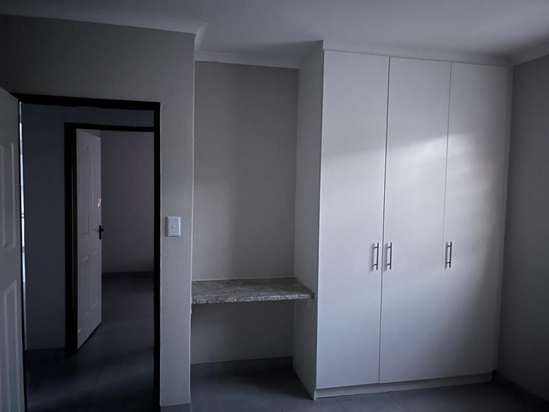 Brand new house for sale - Photo 6