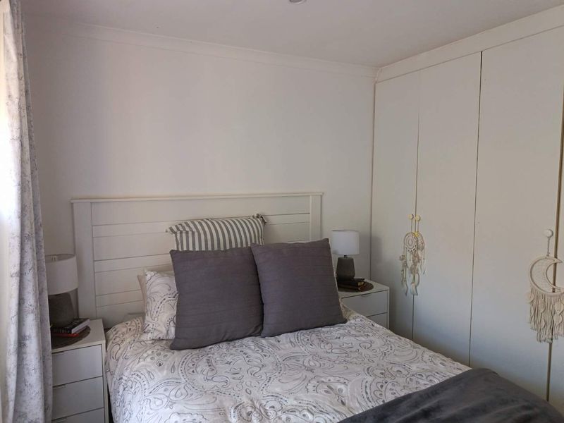 Comfortable Family Living in a Convenient Location - Photo 7