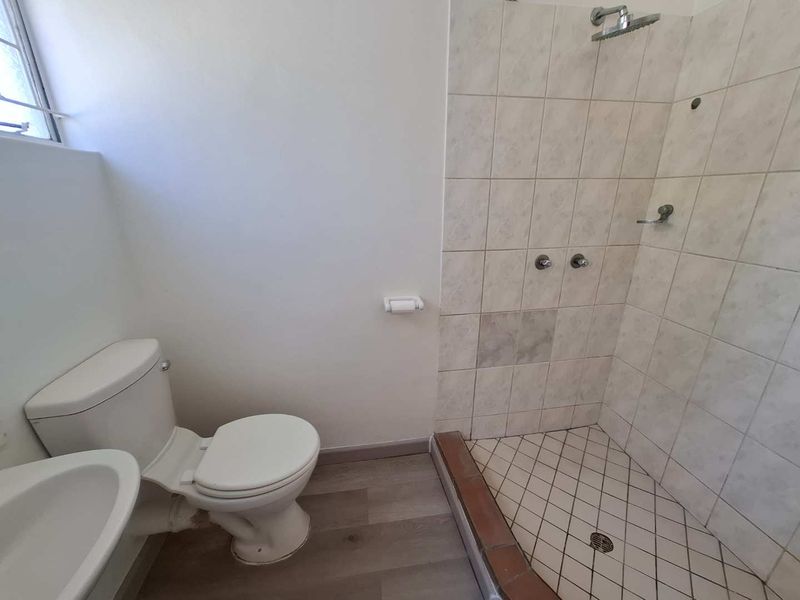 Affordable double story townhouse - Photo 4