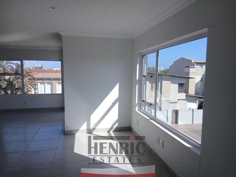 Modern Lifestyle & Perfect Location – NEAR THE OCEAN - Photo 4