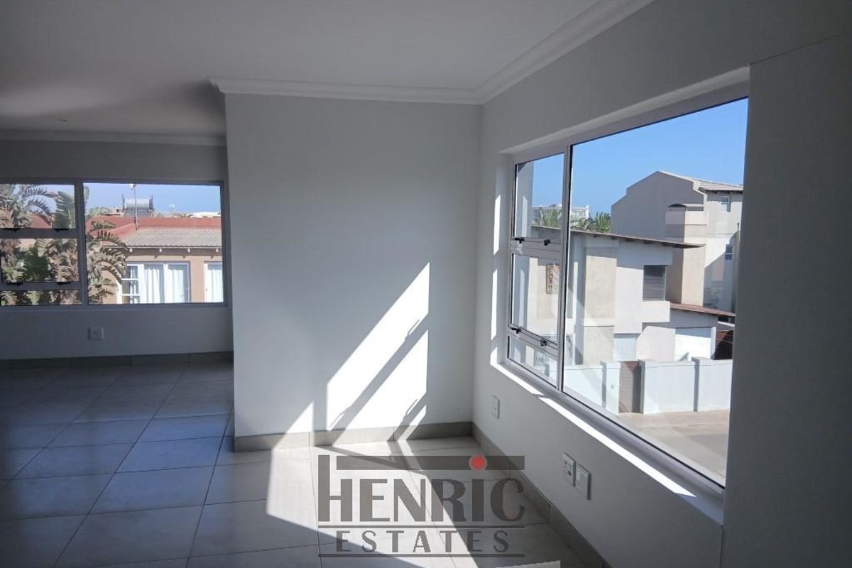 Modern Lifestyle & Perfect Location – NEAR THE OCEAN - Photo 4