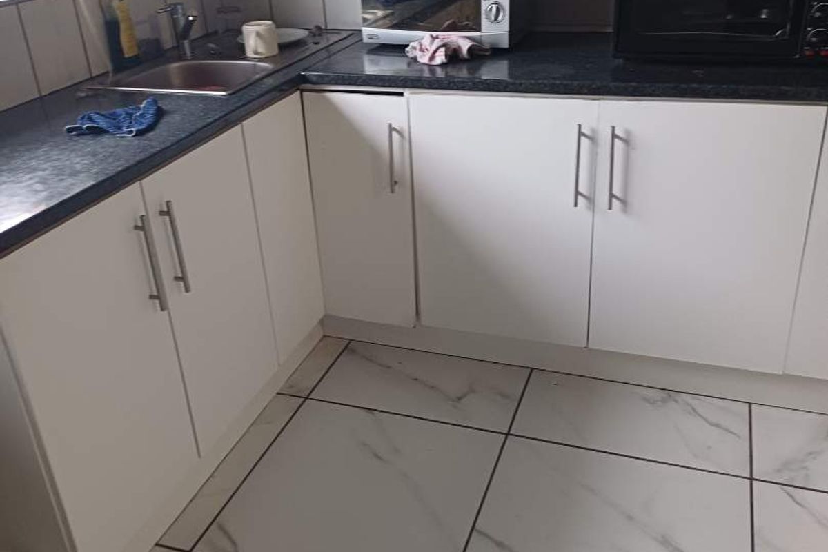 Neat apartment with some upgrades - Photo 4