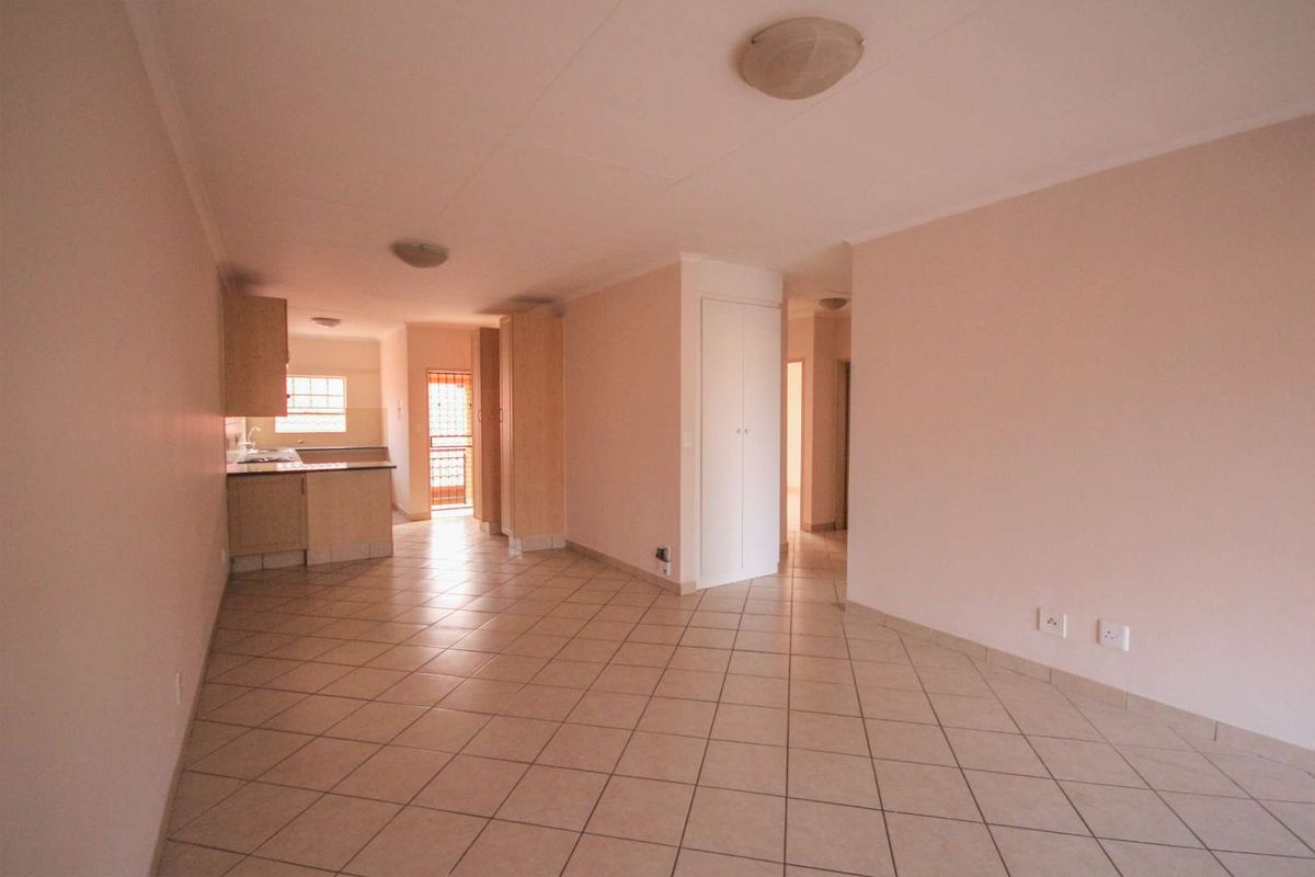 Immediately Available – Load-Shedding Free Area! - Photo 5