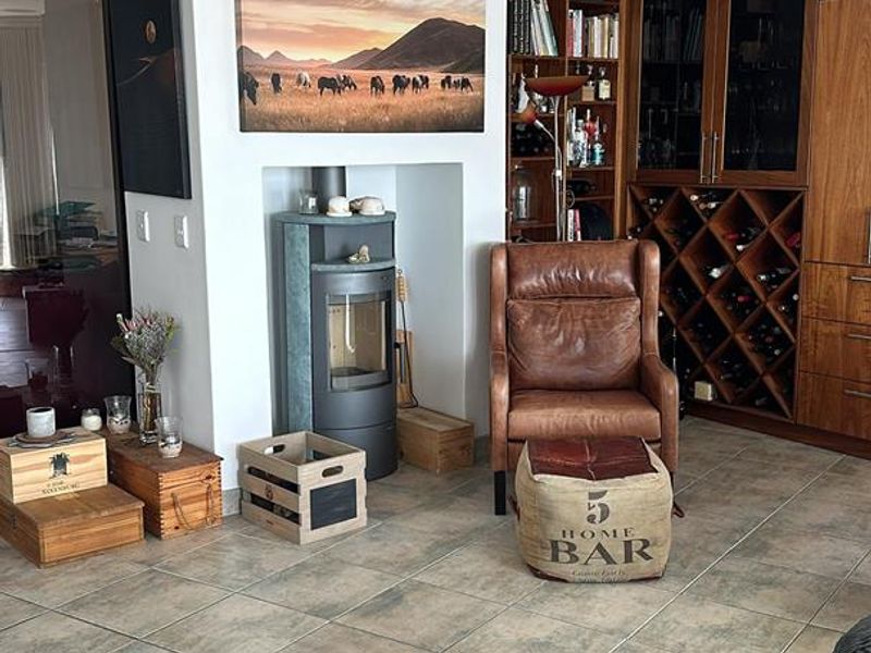 Luxury Penthouse Near The Mole- Swakopmund - Photo 9