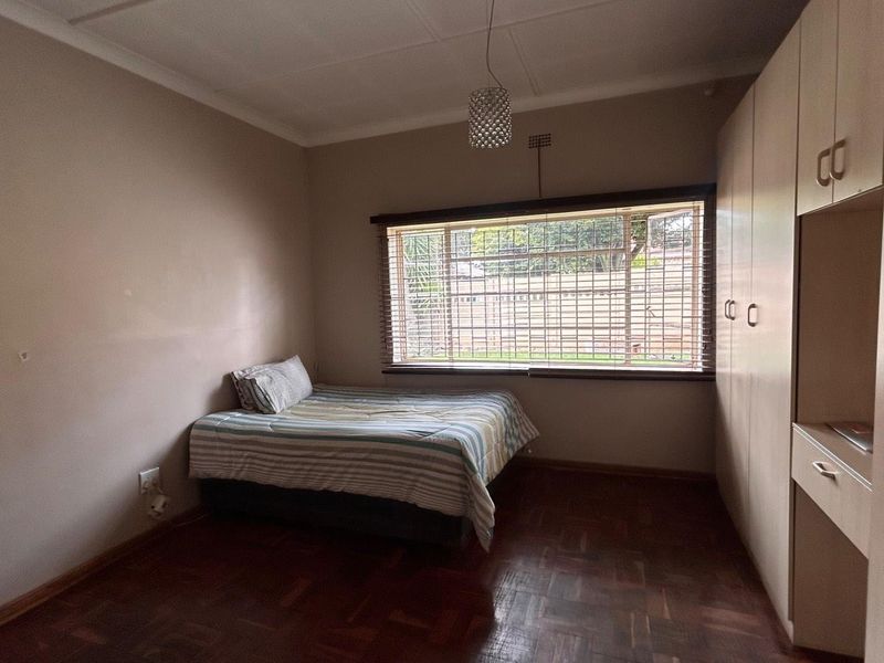 Big, Bold & Beautiful — Symhurst Living at Its Finest! - Photo 10