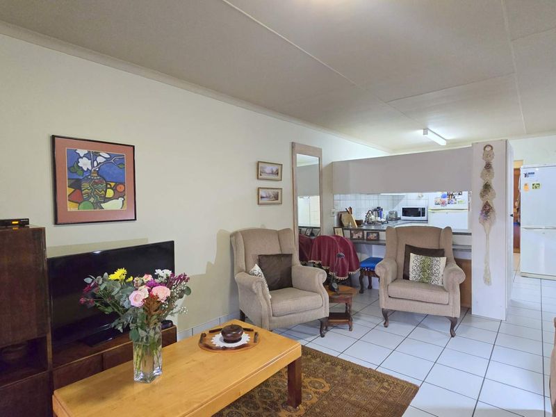 Retirement Village - Fonteine Park - Two Bedroom Home for Sale in a Lifestyle Estate for over 50's! - Photo 7