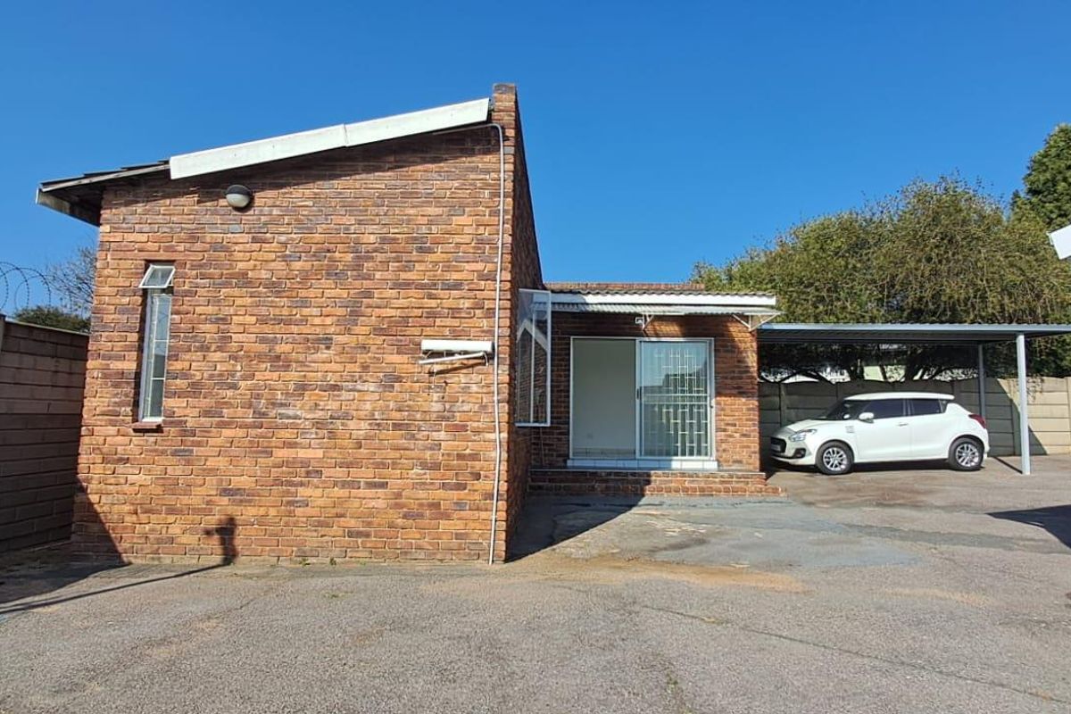 COZY & SECURE GARDEN COTTAGE TO RENT IN ELANDSPARK - Photo 5