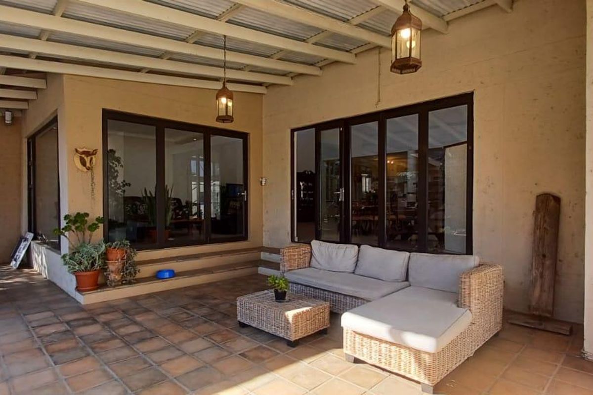 Suiderhof - Bordering Olympia - N$7 980 000 - Photo 5