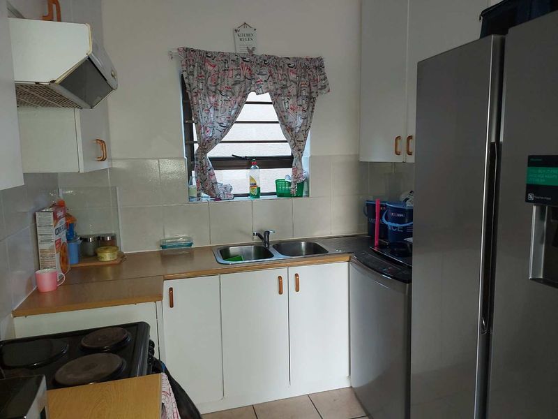 2 Bedroom Apartment-de Kuilen-Kuilsriver-To Let-RealtyAtlas - Photo 4