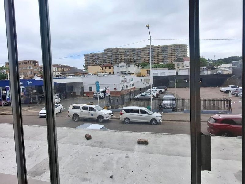 Secure Your Strategic Office Space with Trafalgar Property Group - Photo 7