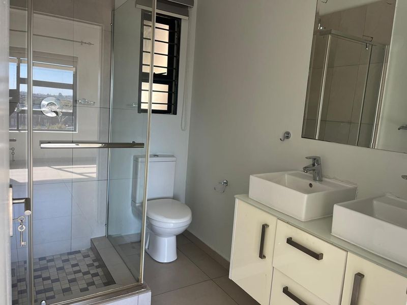 THREE BEDROOM APARTMENTAVAILABLE IN ISABEL ESTATE - Photo 6