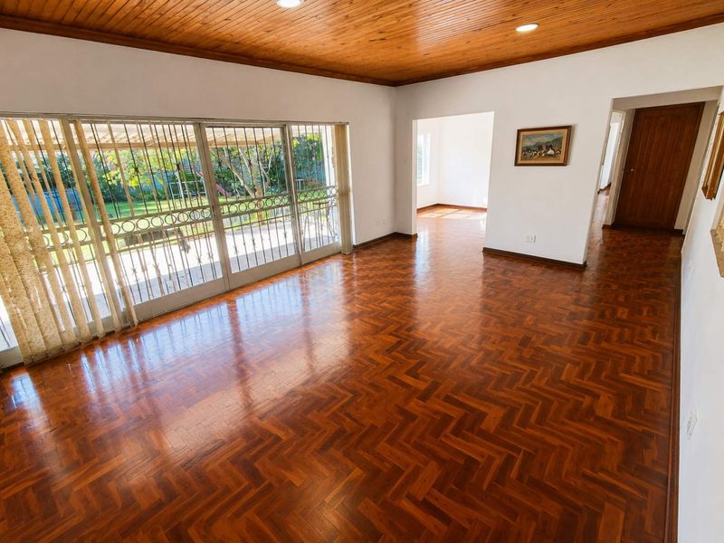 4 bedroom House for sale in Meyerspark - Photo 7