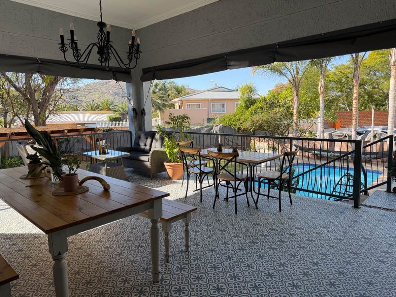 GUESTHOUSE / LUXURY RESIDENCE FOR SALE | EROS PARK, WINDHOEK Price: N$16,600,000 Excl. - Photo 3