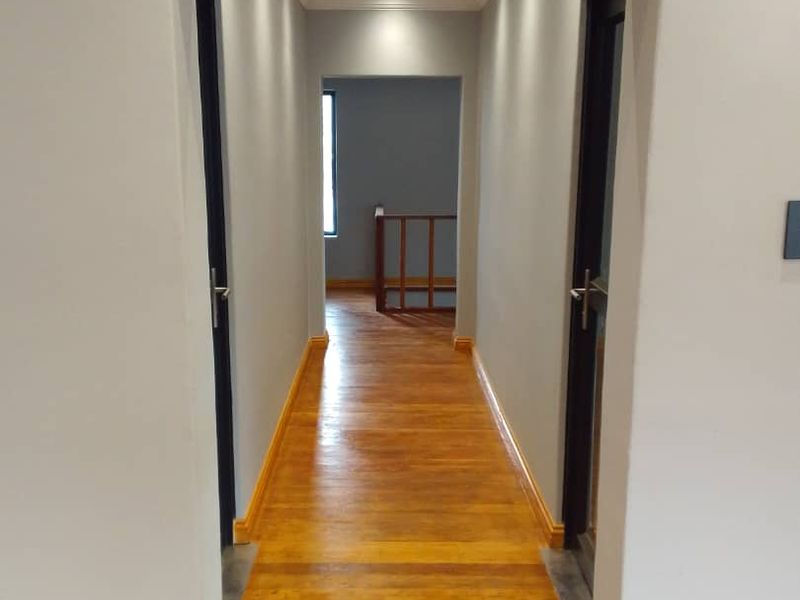 Prime Commercial Property for Rent - Photo 5