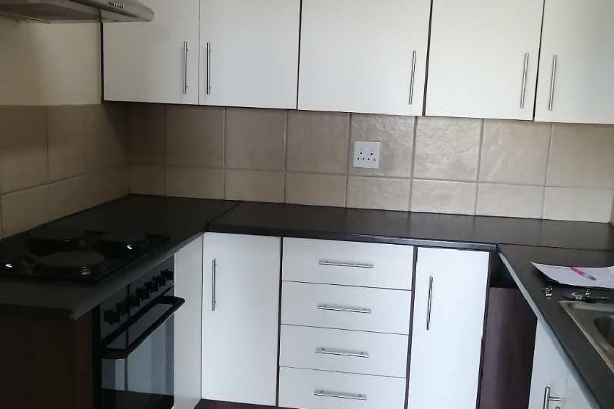 2 Bedroom to rent in AOG - Photo 3