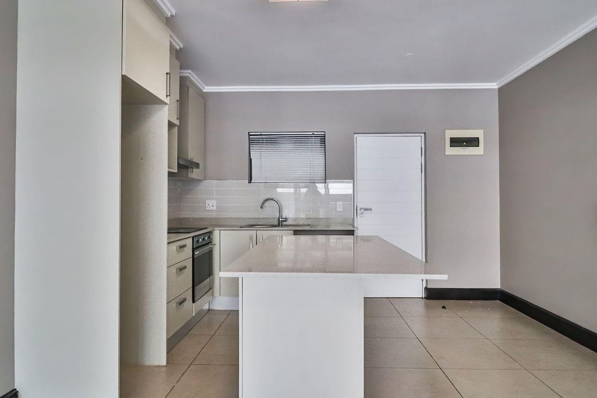 Massive 2 - bedroom close to Umhlanga Beach - Photo 5
