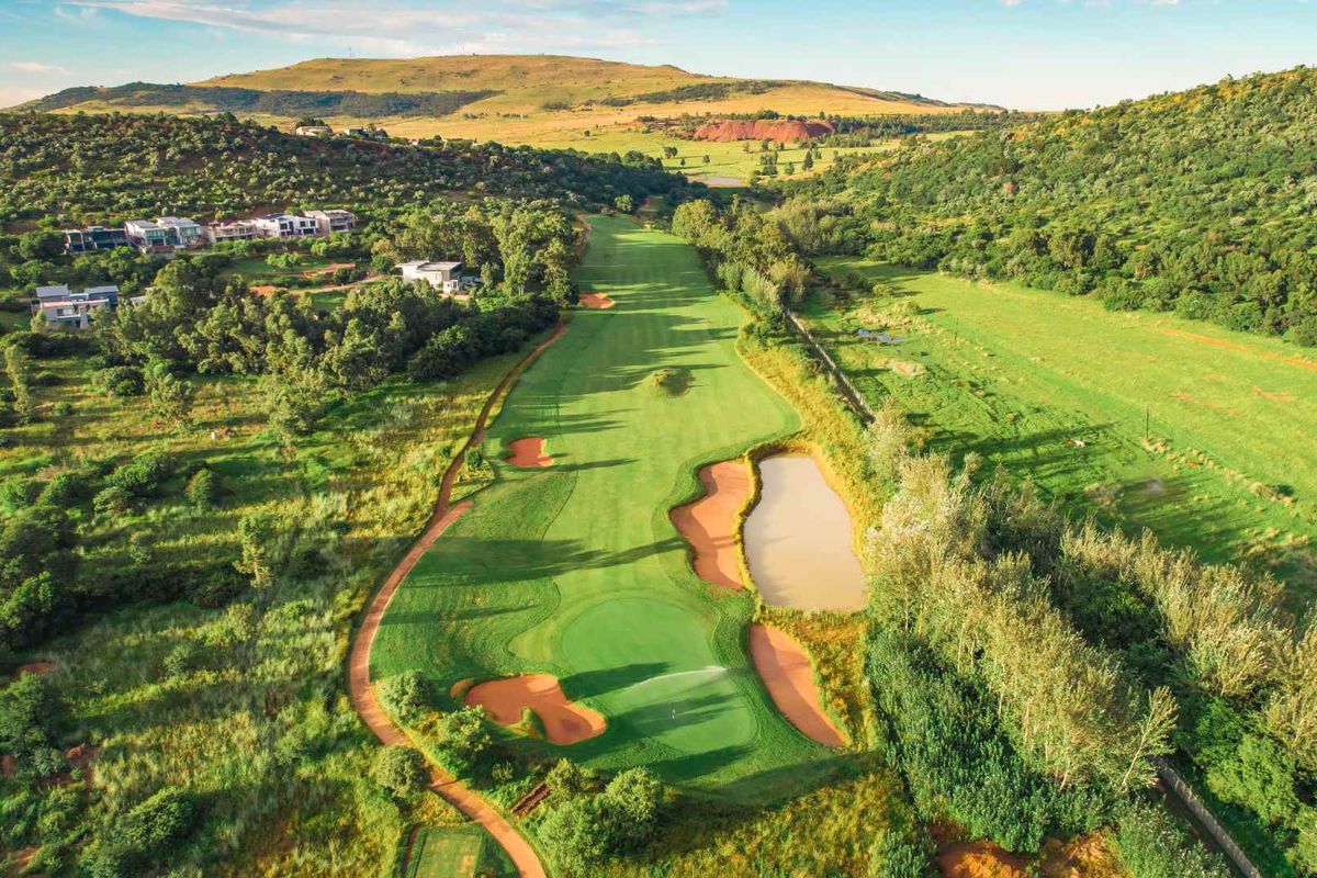 2326sqm of Prime Land in the Heart of Eye of Africa’s Lifestyle Precinct. - Photo 4