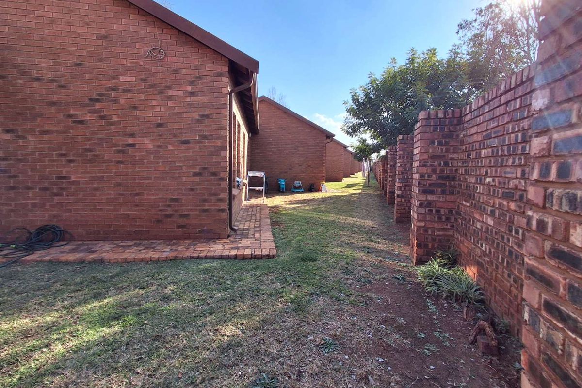 Three bedrooms Townhouse for sale in Orchards at Orchards Village - Photo 5