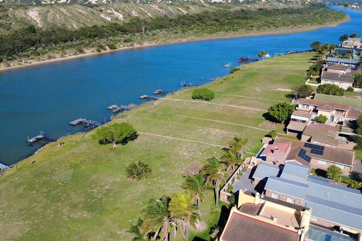 Executive Home for Sale Sunday’s River - Photo 3