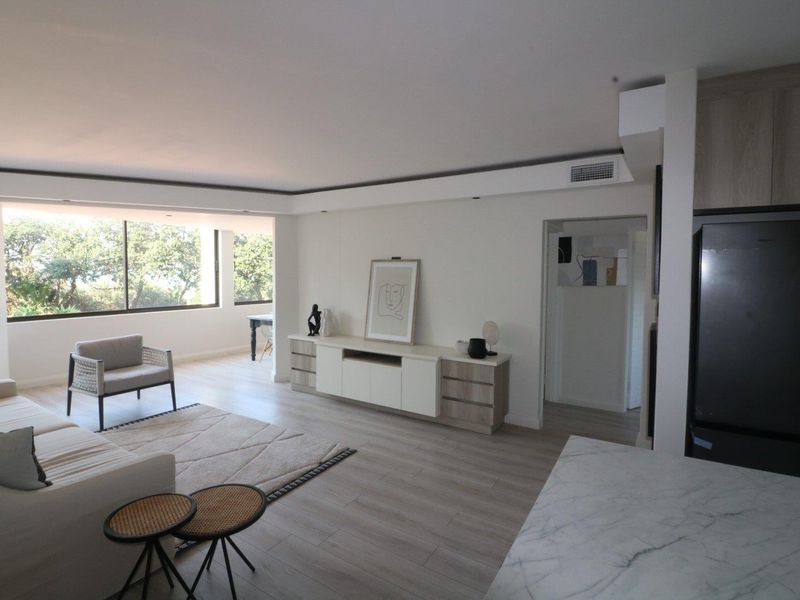 Stunning Newly Renovated Beachfront Oasis with Breathtaking Sea Views! - Photo 9